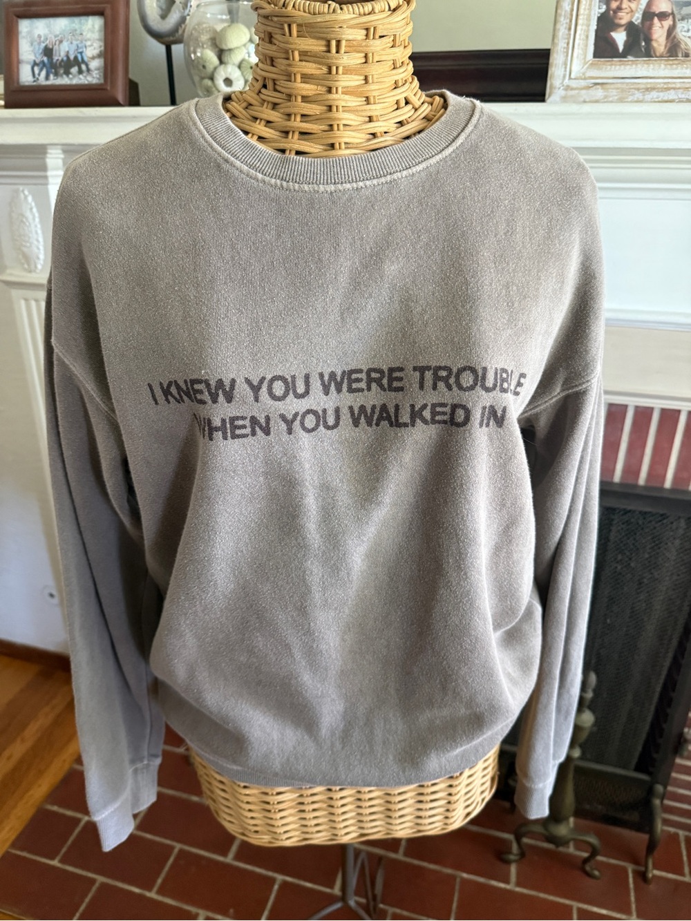 Taylor Swift Red Taylor’s version Trouble crew neck sweatshirt S